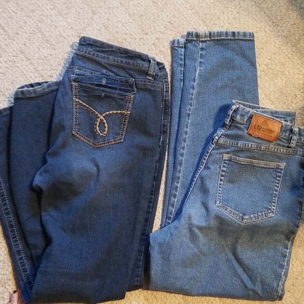 2 pair of jeans